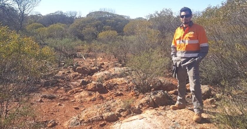 Global Lithium Resources has entered into binding agreements to acquire the underlying Manna lithium project tenements.
